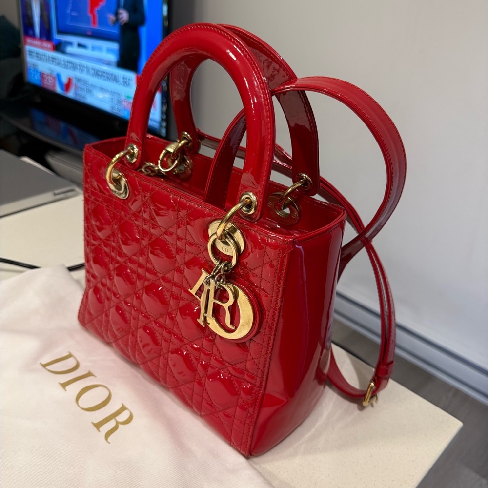 Dior Red Quilted Medium bag - Picture 5 of 11